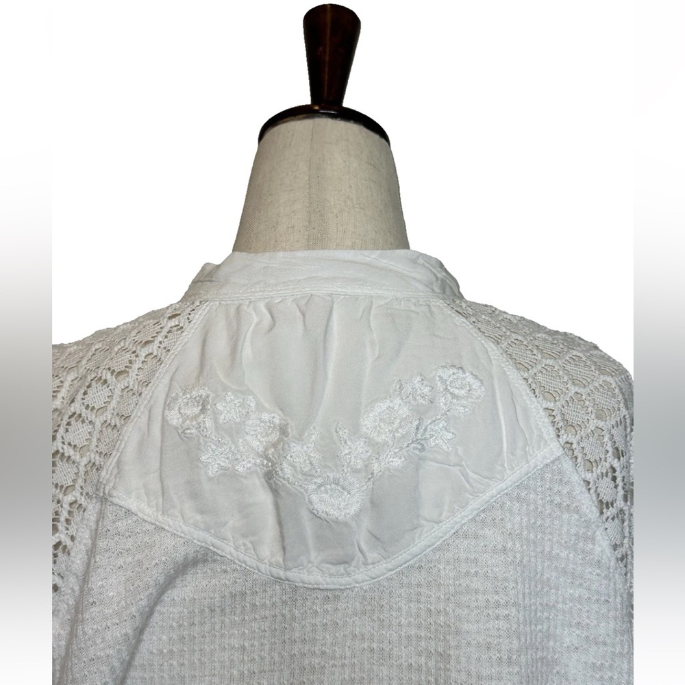 SOLD! Free People Sweetest Thing Thermal Top Size L White Embroidered Lace - Picture 6 of 10